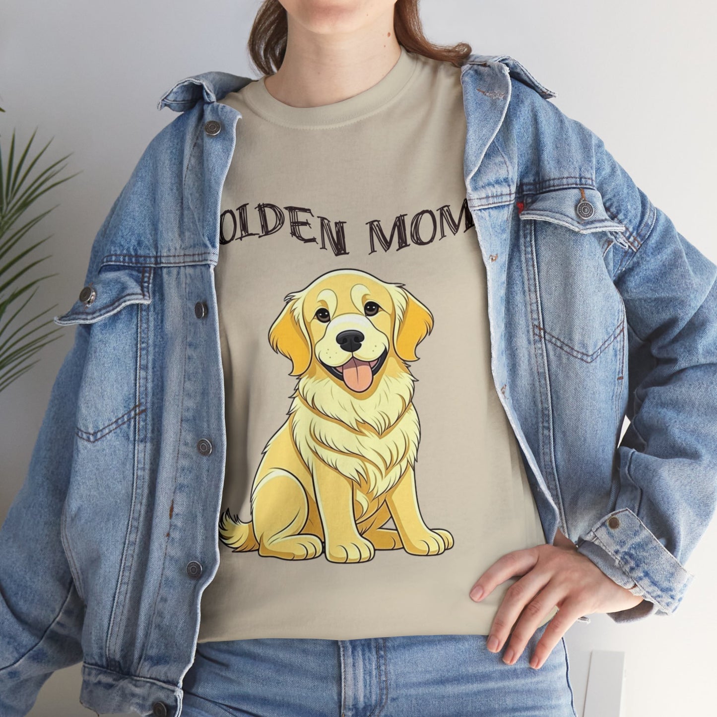 Golden Retriever "Golden Mom" Heavy Cotton Tee - Wear Your Love Proudly!