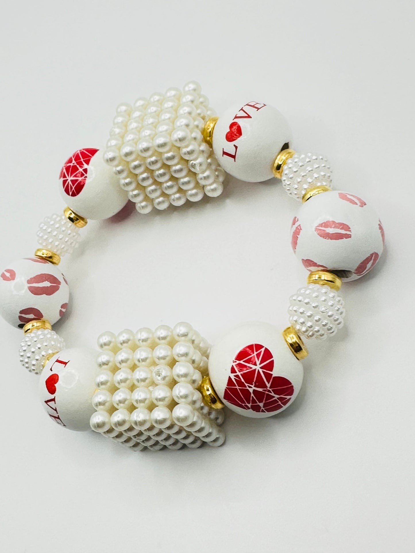 Heart, Kisses and Pearls Valentines Bracelet