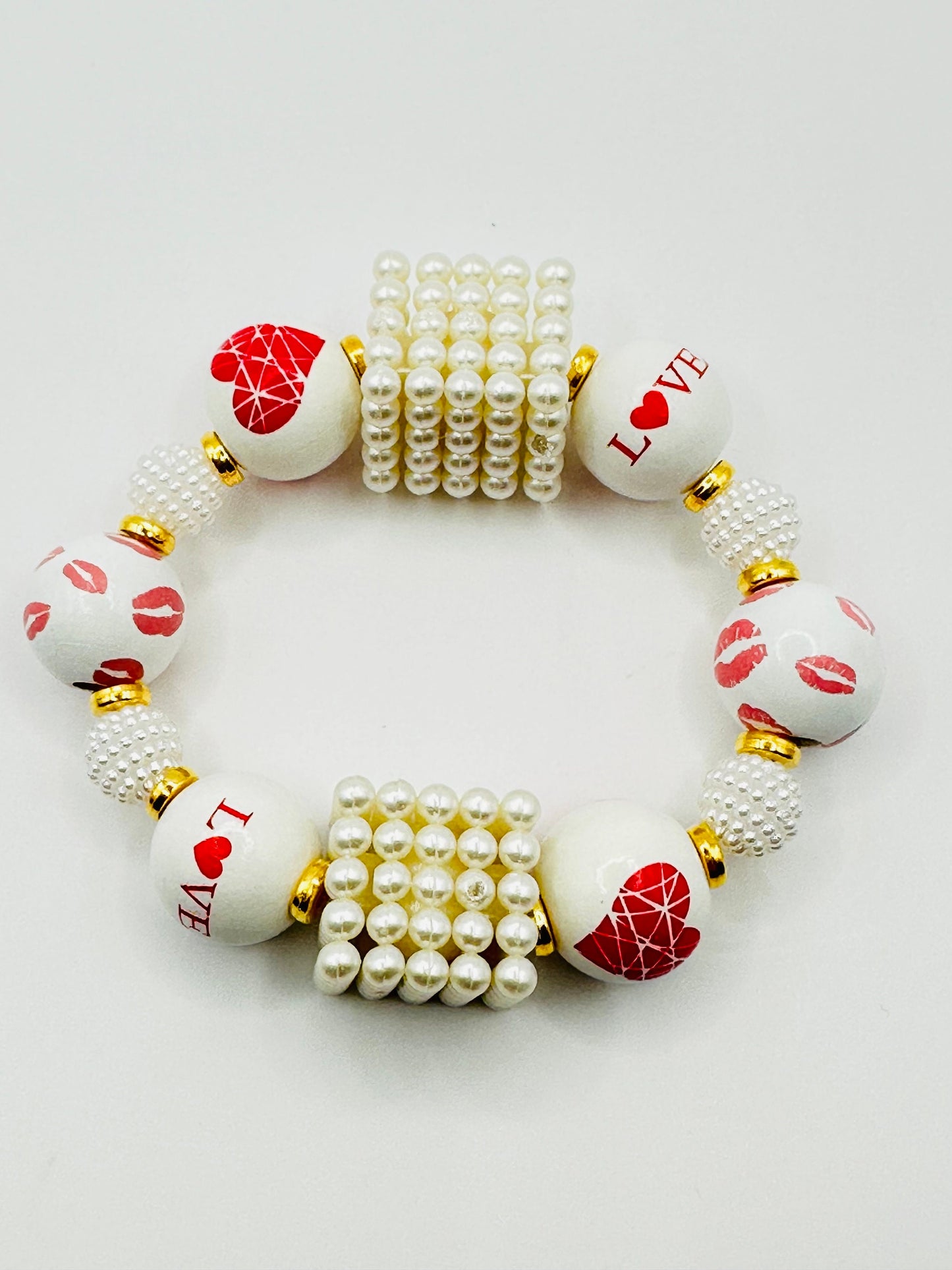 Heart, Kisses and Pearls Valentines Bracelet